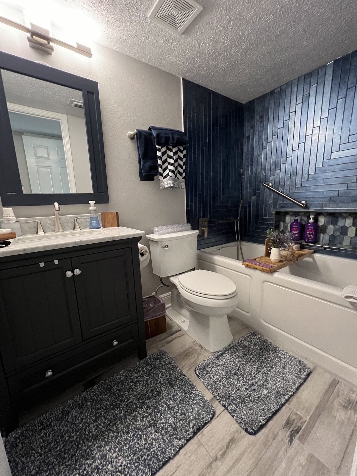 Pirates Cove 118 gallery photo 22