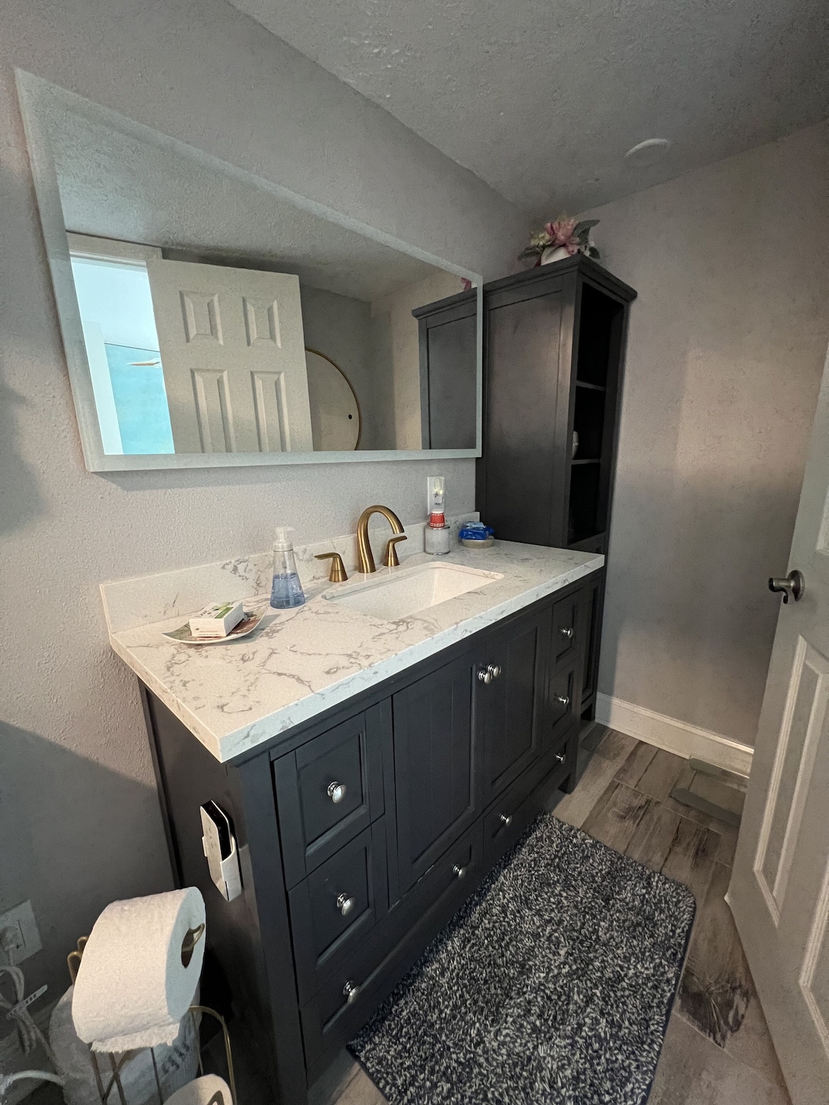 Pirates Cove 118 gallery photo 23