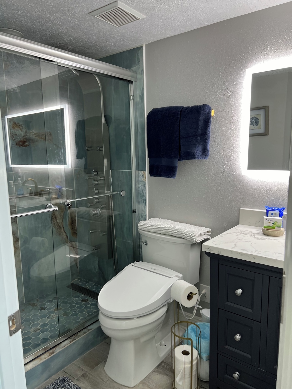 Pirates Cove 118 gallery photo 24