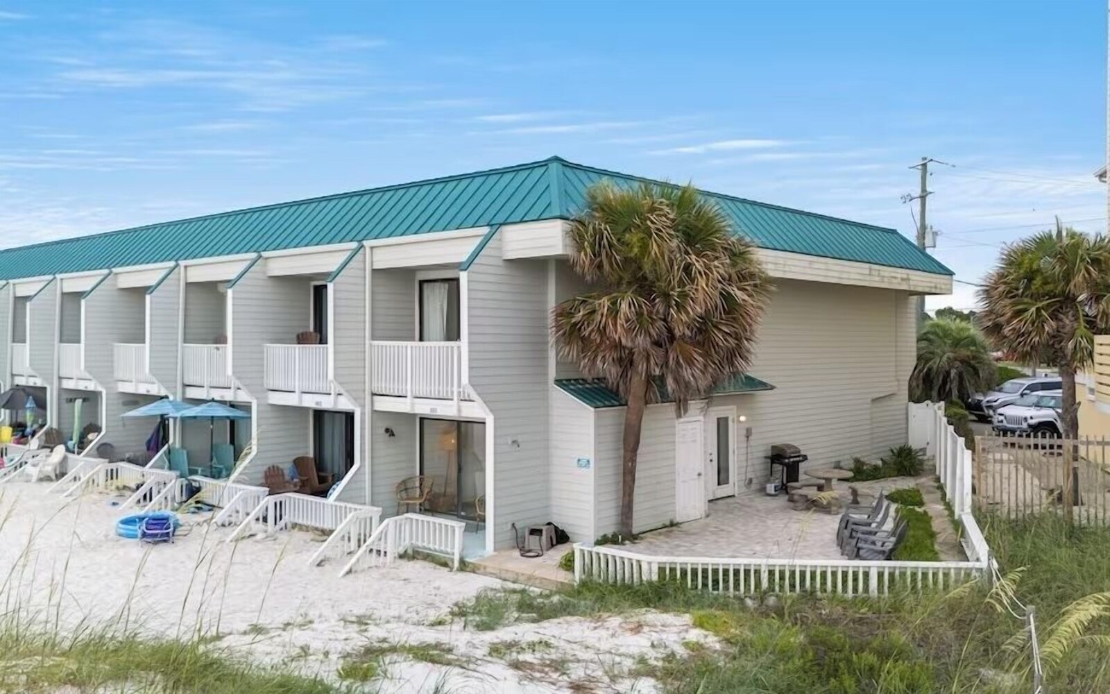Pirates Cove 120 gallery photo 2