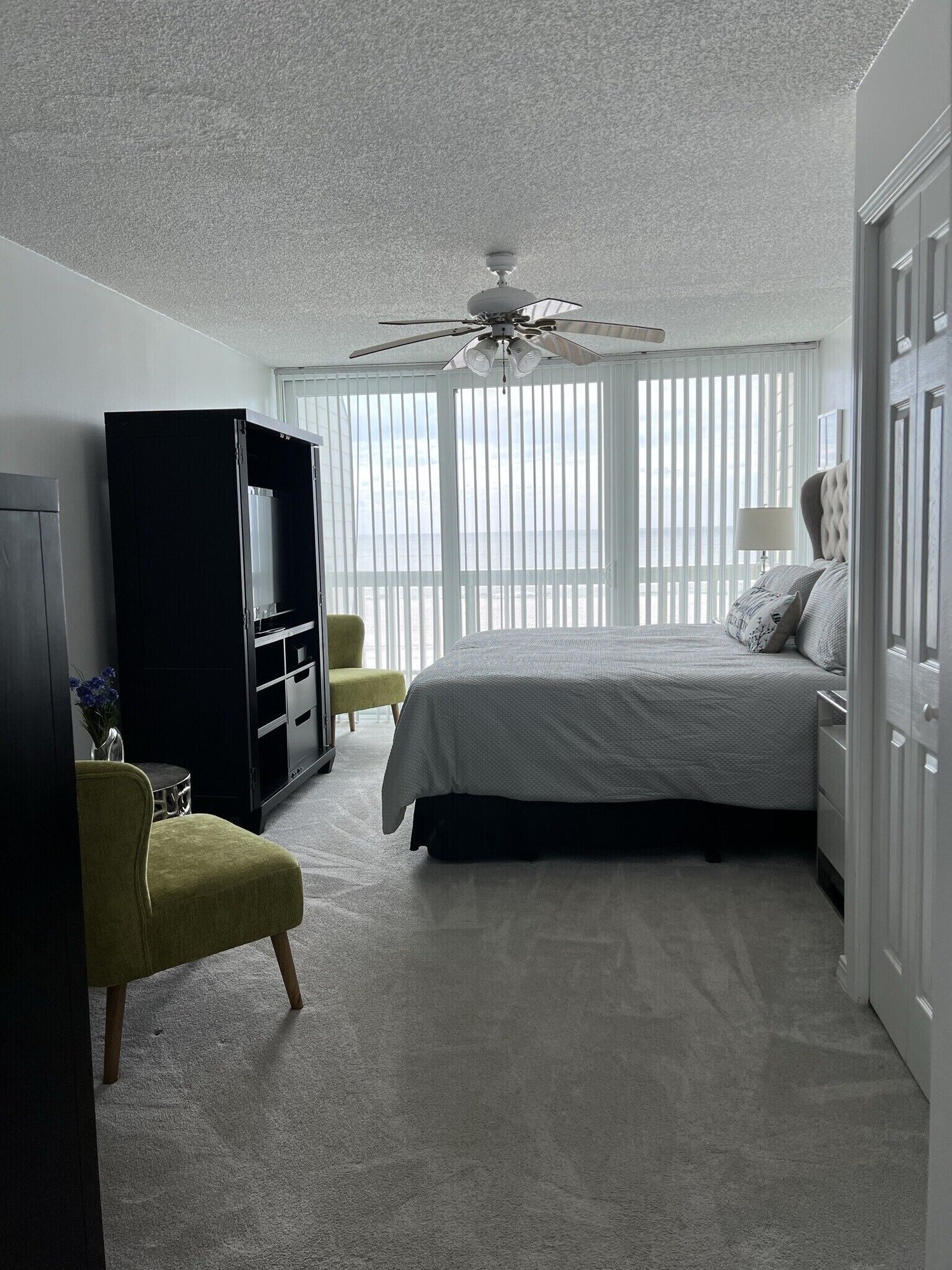 Pirates Cove 120 gallery photo 4
