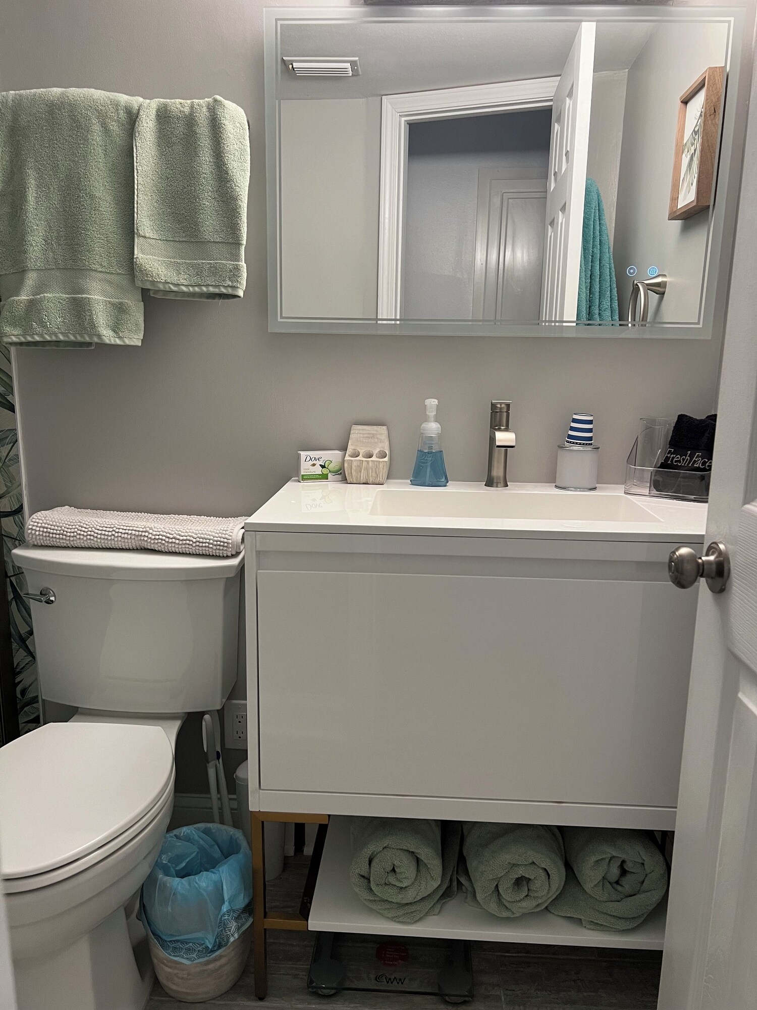 Pirates Cove 120 gallery photo 35